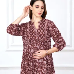 bella mama Bella MamaWovenThree Fourth Sleeves Maternity Top with Pocket Floral Print & Yoke with Border - Rust Orange image 3