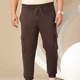 Sztori Plus Size Men Mid-Rise Cargos-Styled Joggers image 4