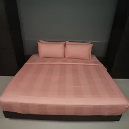 Oyvu Peach-Coloured Striped 300 TC King Bedsheet with 2 Pillow Covers image 5