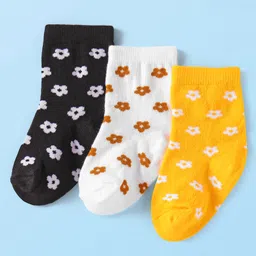 Cute Walk by Babyhug Knit Ankle Length Socks With Floral Design Pack of 3 - Black White & Yellow-image-56