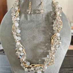 SAPRAA TRENDS Gold-Plated Copper Crystals Jewellery Set image 3