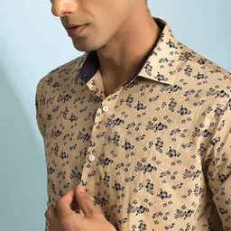 Mculine Men Standard Floral Printed Opaque Cotton Casual Shirt image 4