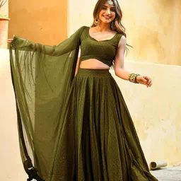DIVASTRI Embroidered Sequinned Semi-Stitched Lehenga & Unstitched Blouse With Dupatta-picture-10
