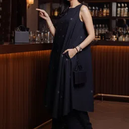 Anni Designer Women Ethnic Motifs Regular Kurta with Trousers image 5