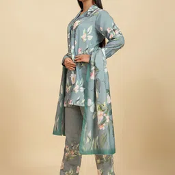 Komarri U Printed Long Sleeves Notch Collar Shirt With Trouser image 4