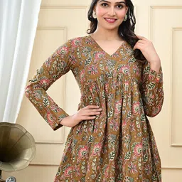 Aarti Fashion Floral Print Cotton Top-image-11