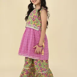 LIL PITAARA Girls Floral Printed Regular Gotta Patti Pure Cotton Kurta with Sharara image 4