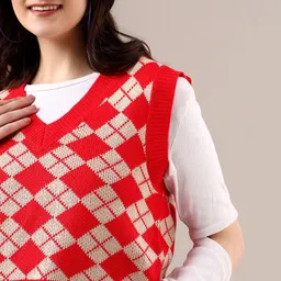 Stylecast X Kotty Women Printed Crop Pullover Sweater image 2