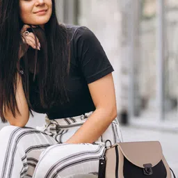 XOVEE Girls Textured Structured One Handle Sling Bag with Push Lock Closure image 5