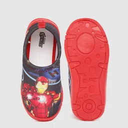toothless Boys Marvel Avengers Red & Black Iron Man Print Slip-On Sneakers image 4