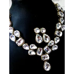 JN HANDICRAFT Copper-Plated Alloy Necklace image 1