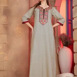 SANAA Printed Maxi Nightdress image 3