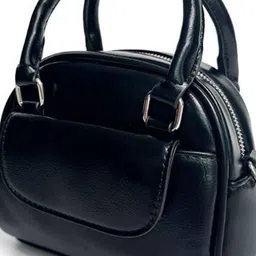CORSICA PU Structured Handheld Bag image 2