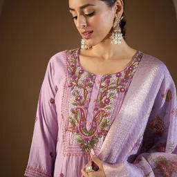 Indo Era Women Floral Embroidered Regular Thread Work Kurta with Trousers & With Dupatta image 2