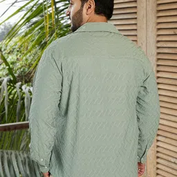 Instafab Plus Men Comfort Opaque Casual Shirt image 3