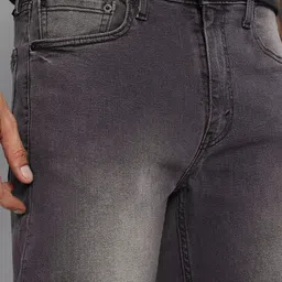 Levis Men 513 Straight Fit Light Fade Stretchable Jeans image 5