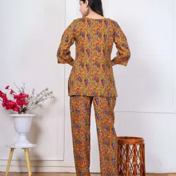 murli kurti Top Pant Co-ords Set with Coat image 2