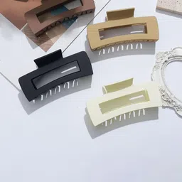 GLOSSY Women Set of 4 Claw Clip image 5