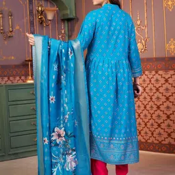 BAESD Girls Floral Printed Pleated Kurta With Trousers AndDupatta image 4