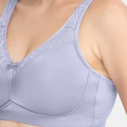Amante Solid Non Padded Elegant Super Support Bra - BRA78001 image 2
