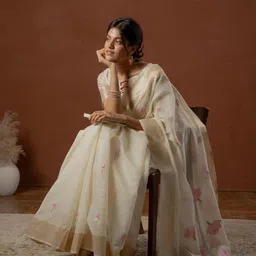 Dori Floral Zari Banarasi Saree image 5