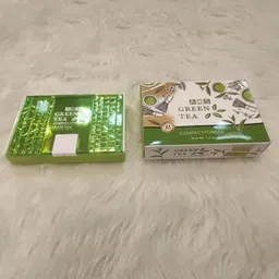 A.D.S 3 In 1 Aloevera Perfecting Compact Powder- 30 g- Shade B image 1