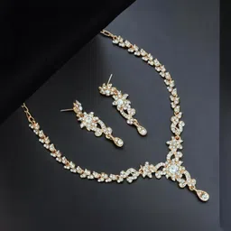 Women Click Artificial Stone-Studded Jewellery Set image 1