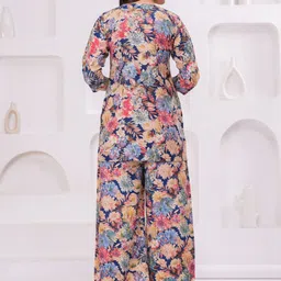 SHOBHIT Women Floral Printed Regular Kurta with Palazzos image 5