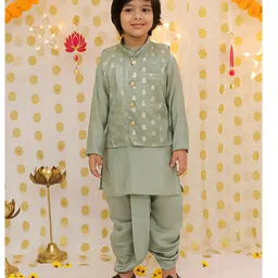 BownBee Silk Woven Full Sleeves Solid Kurta Dhoti With Floral Foil Printed Jacket Set - Green-picture-15