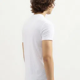 United Colors of Benetton Men Solid Round Neck Pure Cotton T-shirt image 4