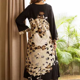 Sangria Women Floral Printed Regular Beads and Stones Kurta with Palazzos image 5