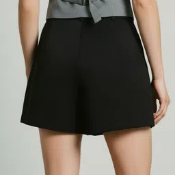 Phosphorus Women Wrinkled Relaxed Fit Shorts image 3