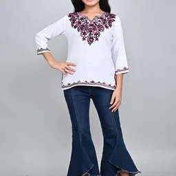 Naida Floral Embroidered V-Neck Kurti-picture-36