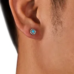 Peora Circular Studs Earrings image 4