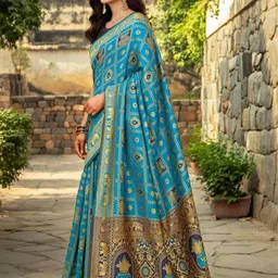 Mitera Checked Beads and Stones Silk Blend Designer Paithani Saree image 4