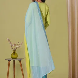 Moda Rapido V-Neck Straight Kurta With Trousers & Dupatta image 3