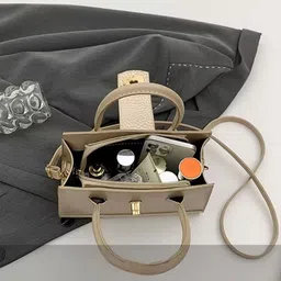 ITALISH Leather Shoulder Bag with Quilted image 5