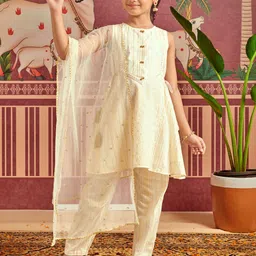 MASTARANG Girls Striped Woven Design Mirror Work Pure Cotton Kurta With Trousers & Dupatta-image-3