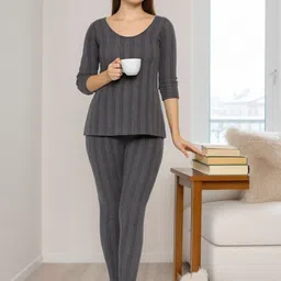 TRENDY RABBIT Women Round Neck Striped Thermal Set-image-84