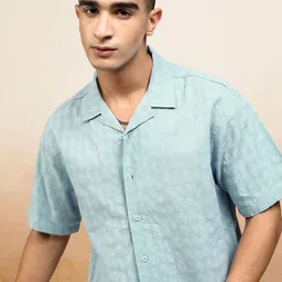 HIGHLANDER Men Mocklino Dobby Textured Solid Cuban Collar Relaxed Shirt-picture-34