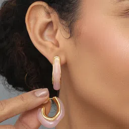 Reenisaa Oval Half Hoop Earrings image 4