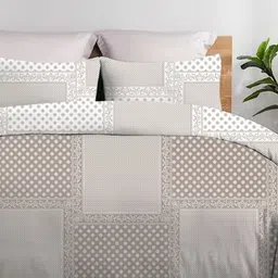 Sleeping Owls- because your sleep matters Beige & White Geometric AC Room 150 GSM Comforter image 3