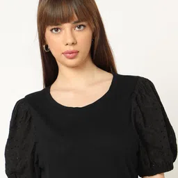GAP Schiffli Detail Puff Sleeve Pure Cotton Top image 2