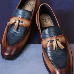 MILLE DOLLARI Men Colourblocked Slip-On Leather Loafers With Tassels-image-11