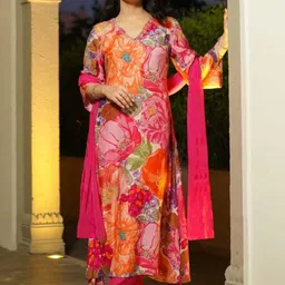 Aaghnya Women Pink Kurta Sets-picture-8