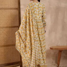 CHETI Women Floral Printed Anarkali Kurta with Trousers & Dupatta image 5