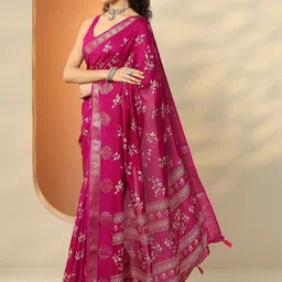 Libas Floral Zari Silk Blend Handloom Saree image 5