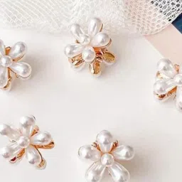 GLOSSY Women Set of 6 Embellished Claw Clip-image-73