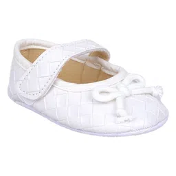 Baby Moo Bow Applique Detailed Checked Anti Skid Ballerinas - White image 5