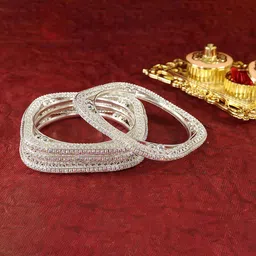 ZULKA Set of 4 Stylish Square Metal Bangleswith Zircon Diamond image 4